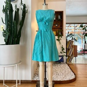 Vintage 50’s Boat Neck Bow Dress